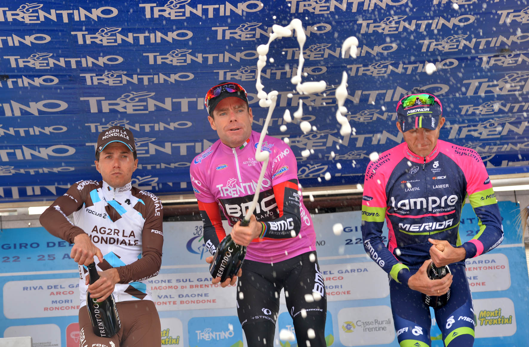 Il podio finale di questo 38° Giro del Trentino (foto: Daniele Mosna)