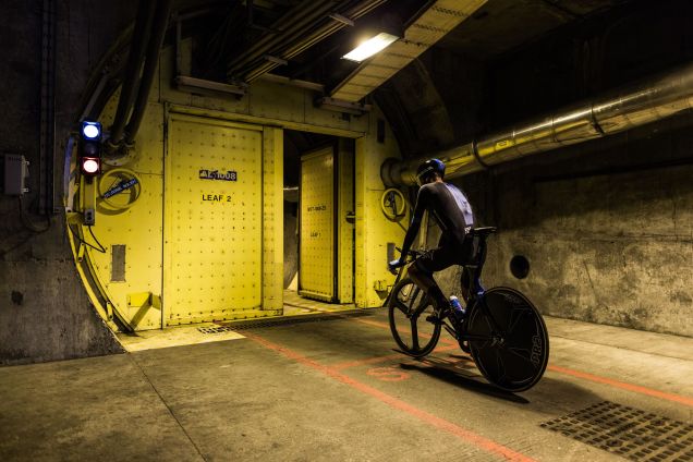 click to enlarge Froome_tunnel_Manica