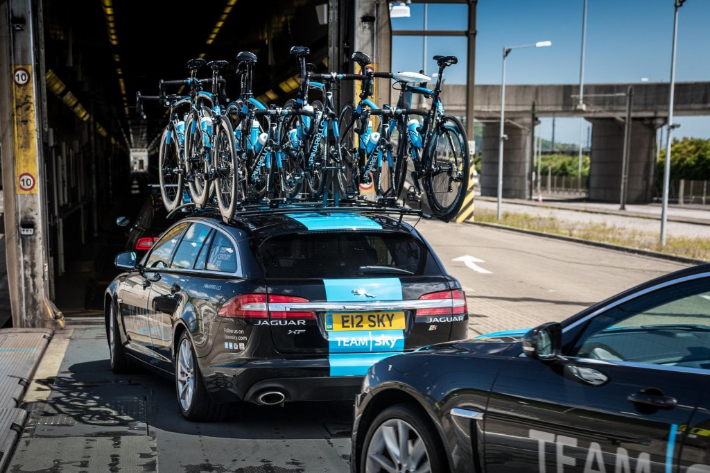click to enlarge Team_Sky_tunnel_Manica