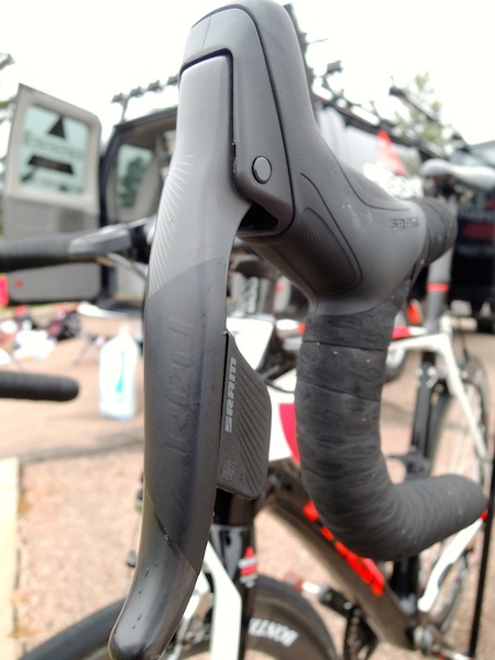 click to enlarge SRAM_Red_wireless_foto1