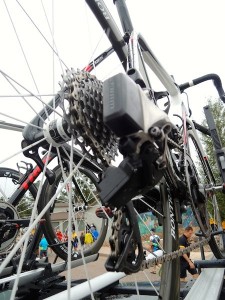 click to enlarge SRAM_Red_wireless_foto6