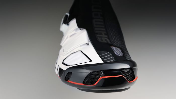 click to enlarge Shimano_R321_shoes_foto1