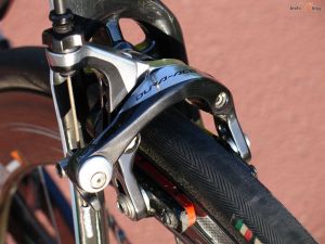 click to enlarge Bianchi_Oltre_XR2_rear_brake_2