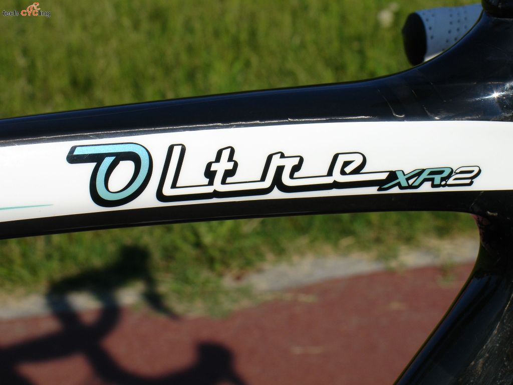 click to enlarge Bianchi_Oltre_XR2_top_tube_1