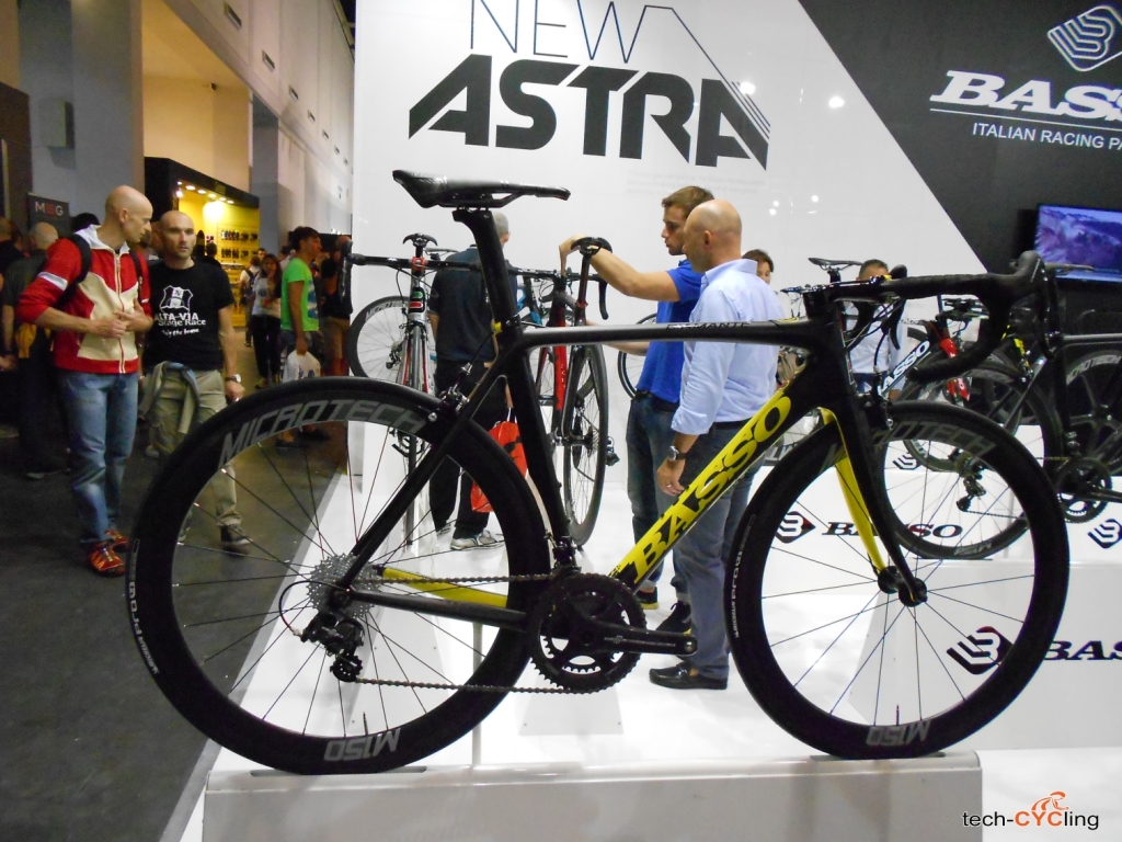 La Diamante, con gruppo Campagnolo Super Record carbon
