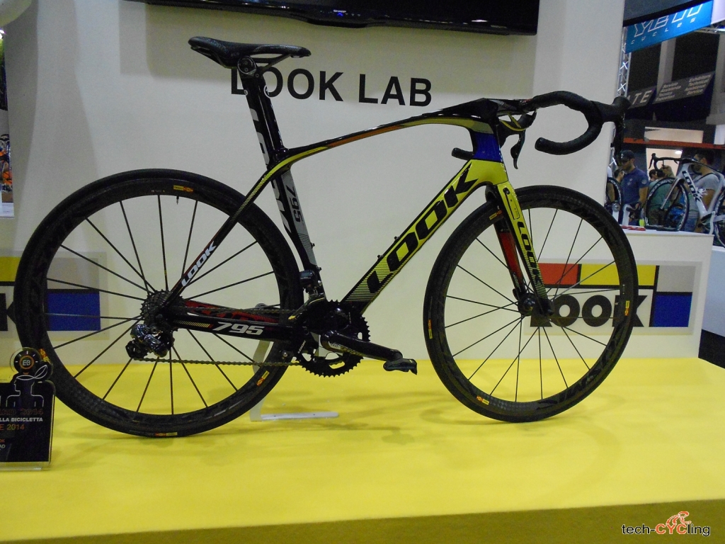 click to enlarge Look 795, una delle creazioni premiate a Expobici