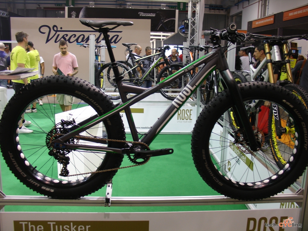 click to enlarge Nel catalogo Rose non poteva mancare una "Fat bike". Ecco allora la The Tusker