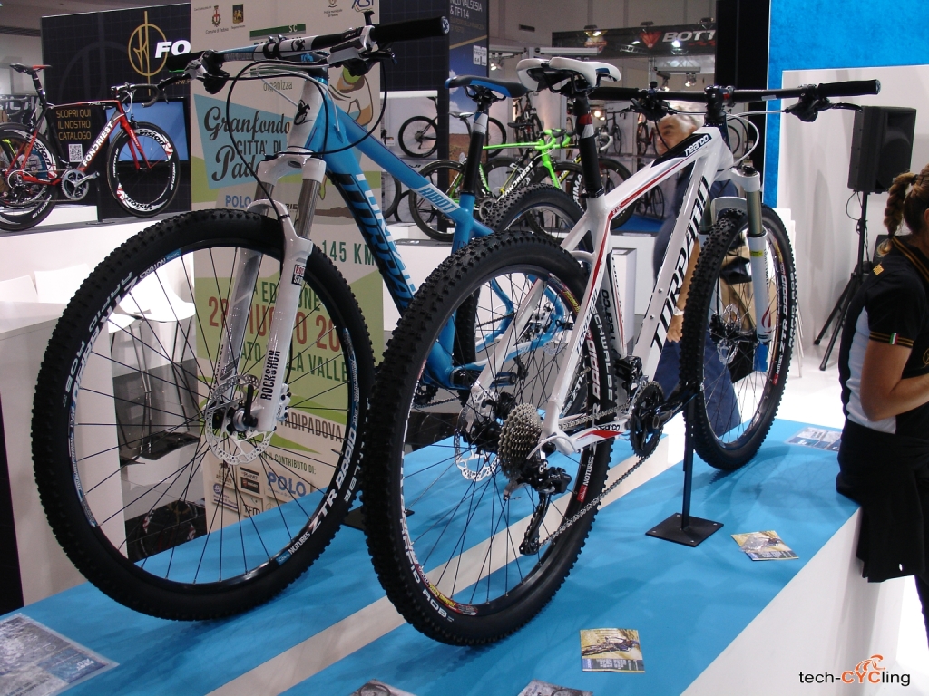 click to enlarge Livrea azzurra per la Torpado Ribot S Carbon 29er, bianca per la Nearco Alu 27.5"