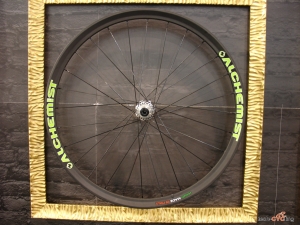 click to enlarge Expobici2014_componenti_Alchemist_foto02