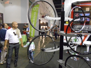 click to enlarge Expobici2014_componenti_FSA_foto6
