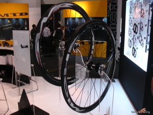 click to enlarge Expobici2014_componenti_Miche_foto3