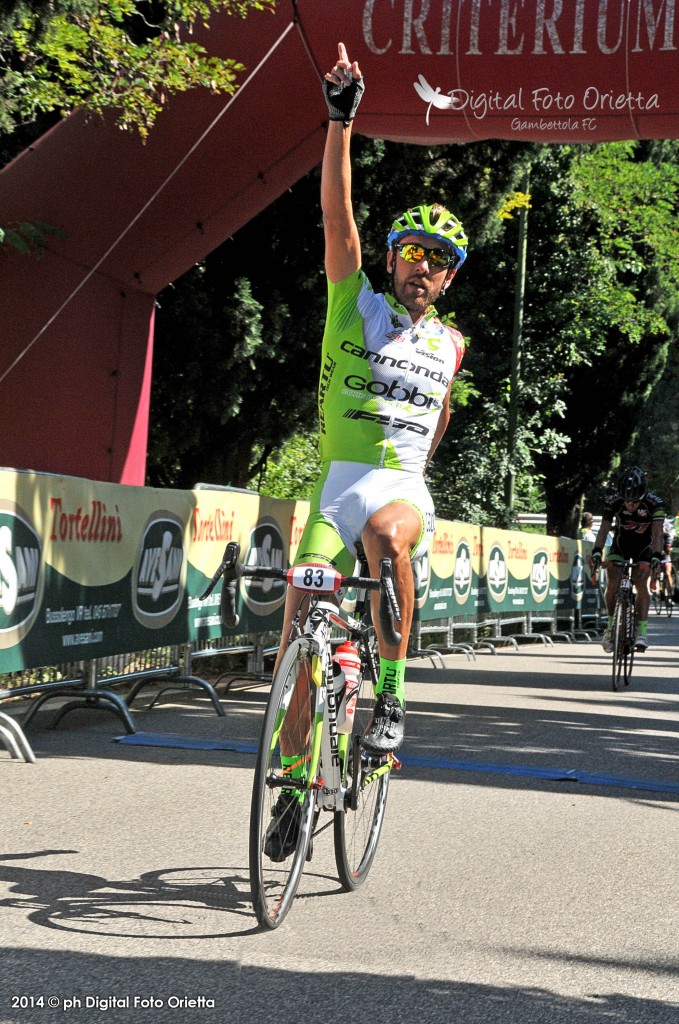 click to enlarge Igor Zanetti sul traguardo della GF Avesani