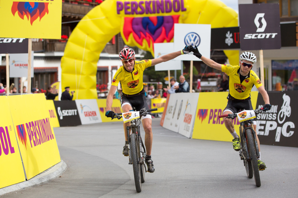 I vincitori Lukas Buchli e Mathias Flückiger (Team Stöckli-BiXS)