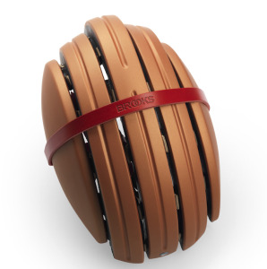 click to enlarge Carrera_Brooks_helmet_foto1