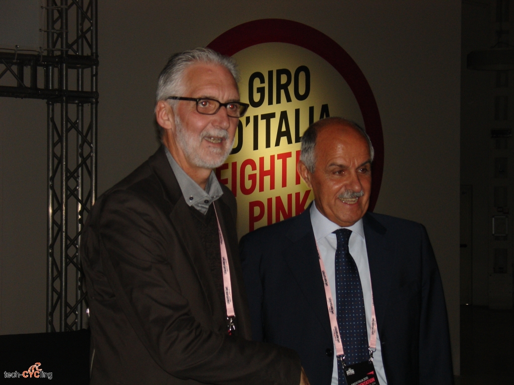 click to enlarge Brian Cookson (Presidente UCI) assieme a Renato Di Rocco (Vice-Presidente UCI e Presidente FCI)