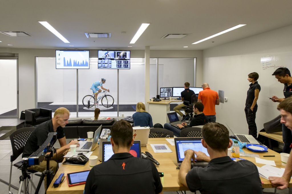 click to enlarge Specialized_Wind_Tunnel_2014_Fabio_Aru_foto02