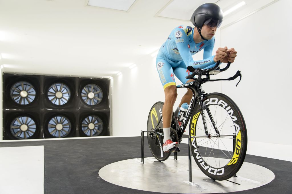click to enlarge Specialized_Wind_Tunnel_2014_Fabio_Aru_foto15