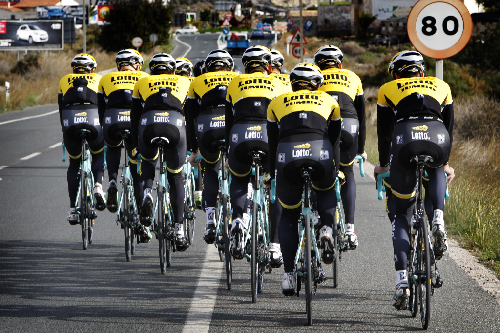 click to enlarge Bianchi_Oltre_XR2_TeamLottoNL-Jumbo_foto17