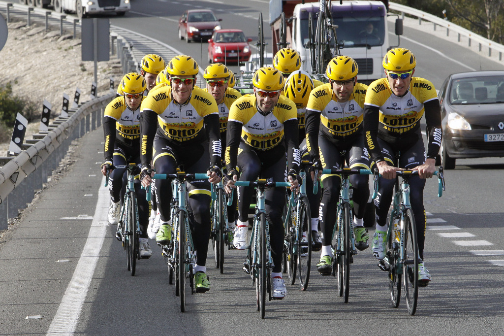 click to enlarge Bianchi_Oltre_XR2_TeamLottoNL-Jumbo_foto20