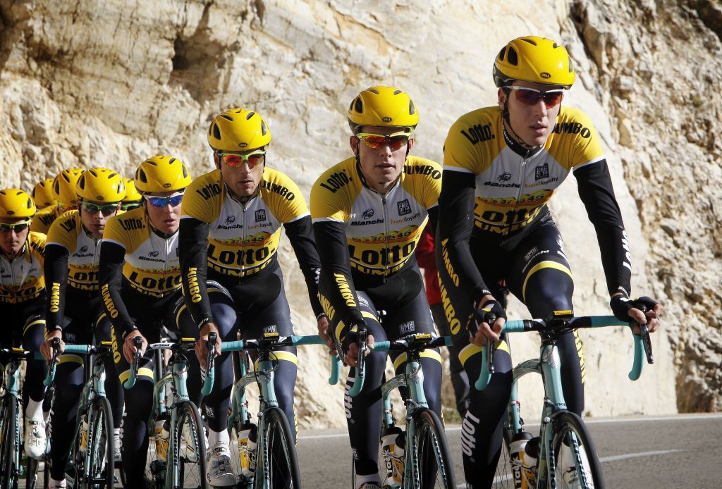 click to enlarge Bianchi_Oltre_XR2_TeamLottoNL-Jumbo_foto22