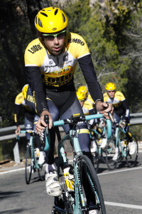 click to enlarge Bianchi_Oltre_XR2_TeamLottoNL-Jumbo_foto24
