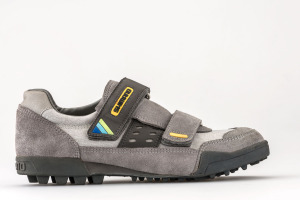 click to enlarge Shimano_M100_MTB_shoes_1990