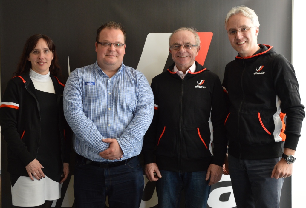 click to enlarge Veronica Passoni (Vittoria), Peter Hodges (SweetSpot Group), Michael Elson e René Timmermans