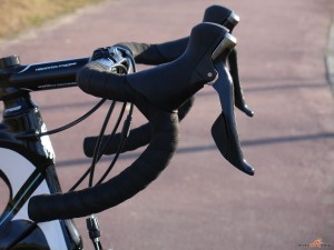 click to enlarge Bianchi_Intenso_bar_levers