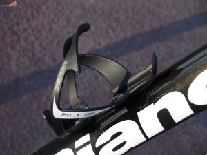 click to enlarge Bianchi_Intenso_bottle_cage