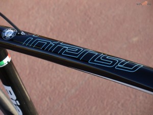 click to enlarge Bianchi_Intenso_top_tube_1