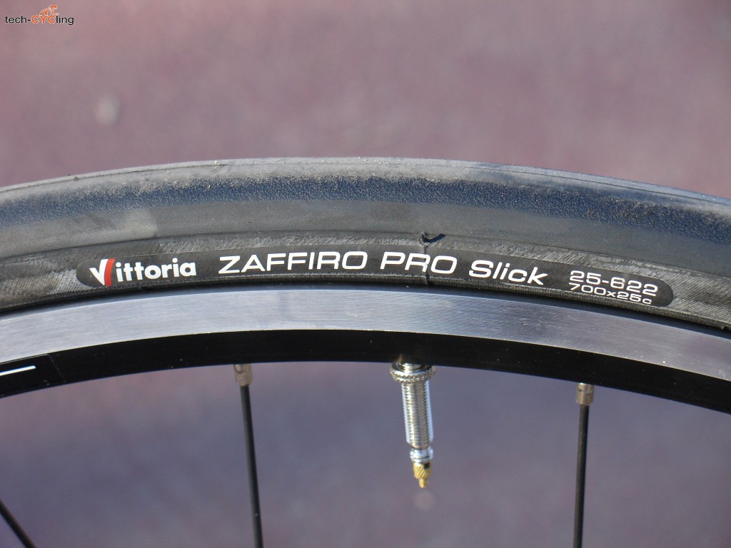 click to enlarge Bianchi_Intenso_tyre