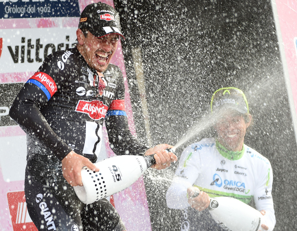 click to enlarge Ciclismo: Milano-Sanremo