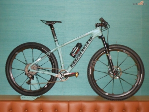 Team_Bianchi_i.Idro_Drain_MTB_2015_Methanol_SL_29