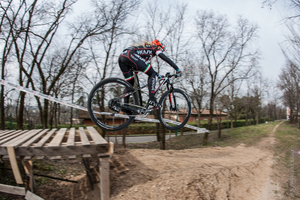 click to enlarge Team_Focus_XC_Italy_Emilie_Collomb