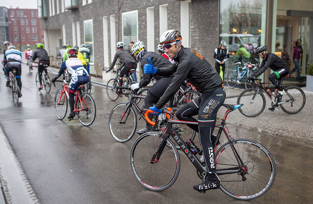 click to enlarge BikeDivision_Fizik_foto2