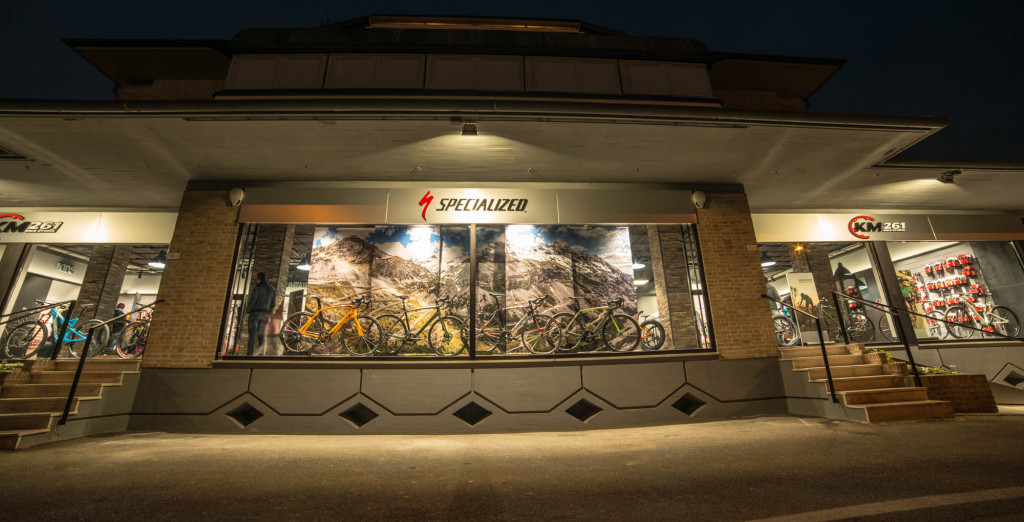 Specialized_KM261_vetrina
