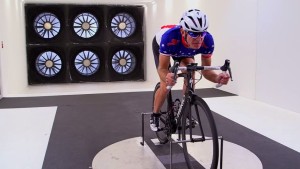click to enlarge Specialized_Wind_Tunnel_posizione_discesa_foto2