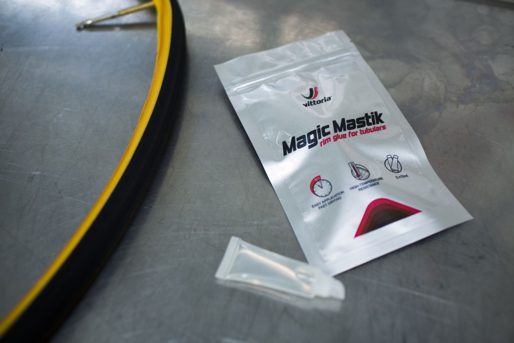 click to enlarge Vittoria_Magic_Mastik