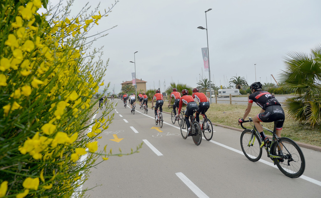 click to enlarge Giro d'Italia 2015: allenamenti su pista ciclable 1 tappa