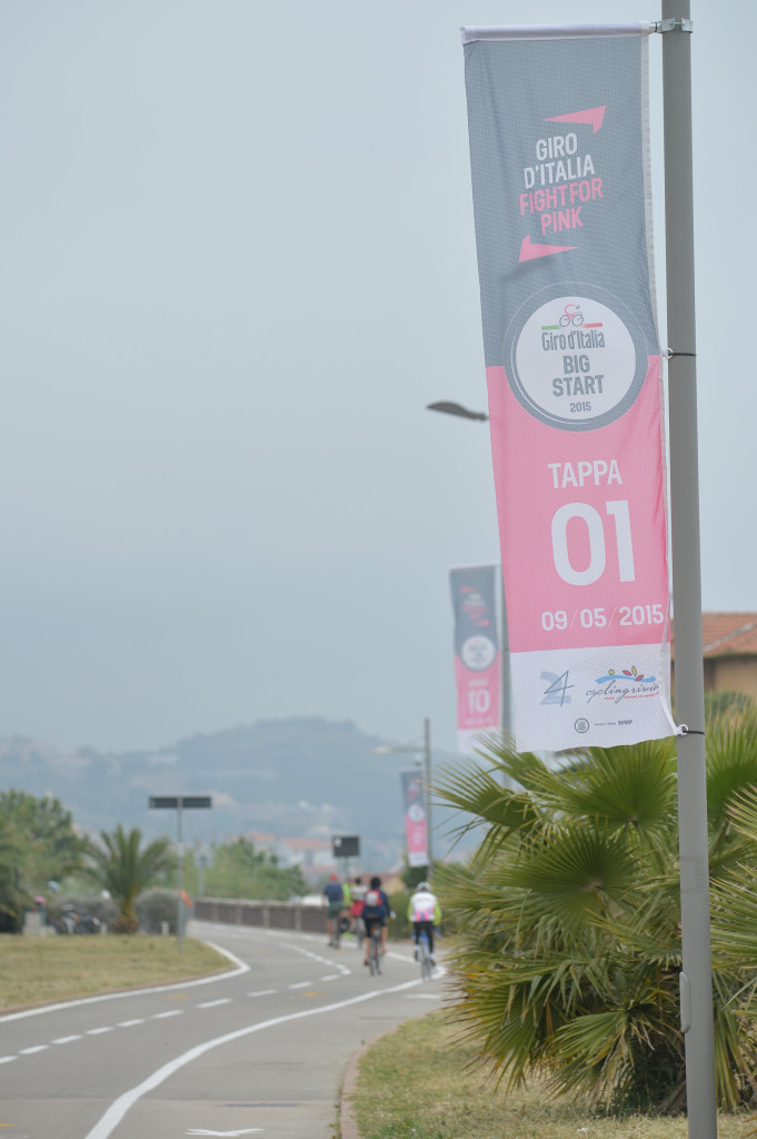 click to enlarge Giro d'Italia 2015: allenamenti su pista ciclable 1 tappa