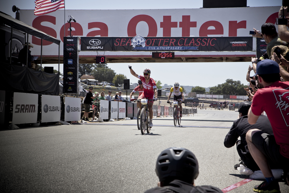 click to enlarge Nino_Schurter_foto2