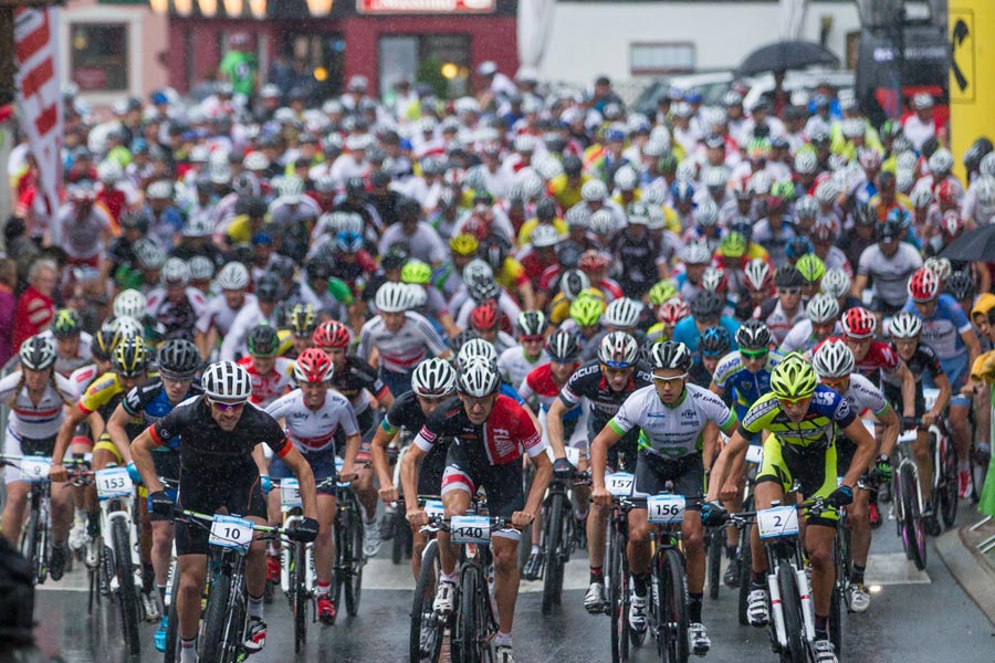 click to enlarge KitzAlpBike_hillclimb_start