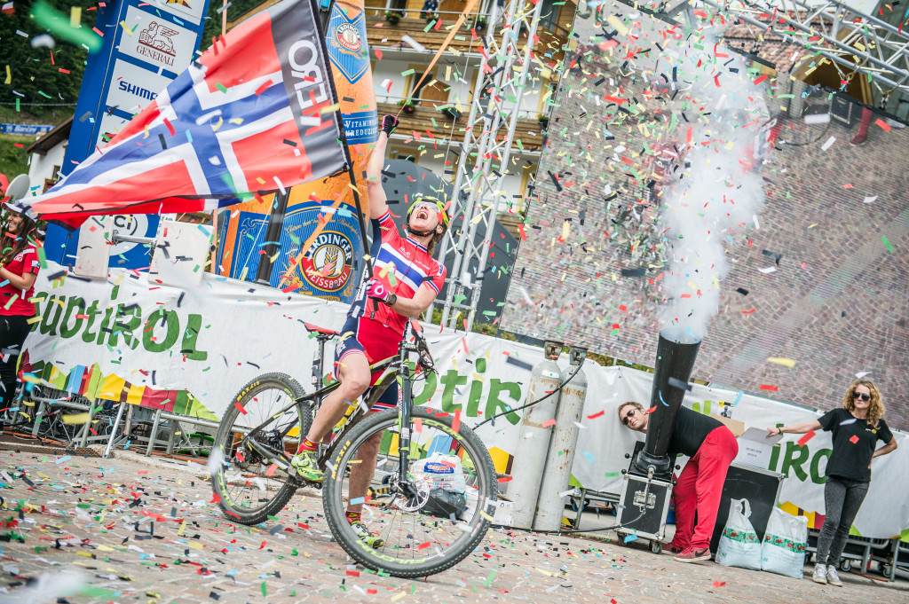 click to enlarge SellaRonda_Hero_2015_UCI_WCS_Dahle_foto4