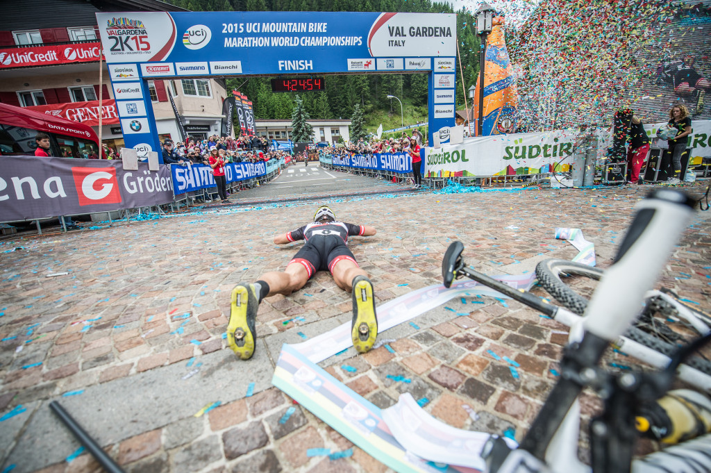 click to enlarge SellaRonda_Hero_2015_UCI_WCS_Lakata_foto3