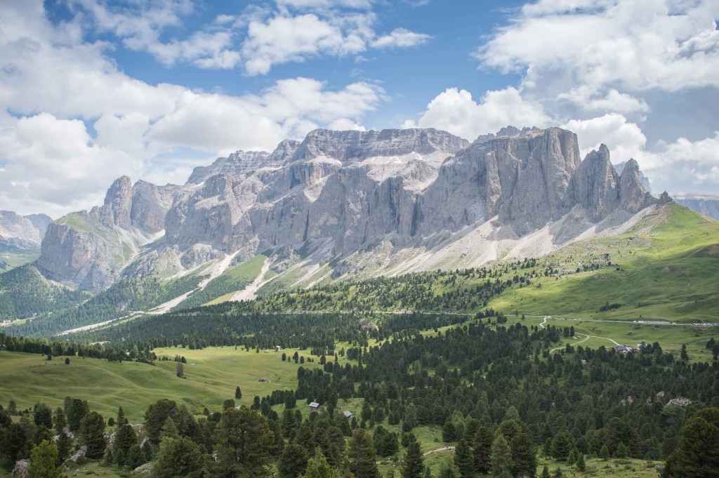 click to enlarge Sellaronda_HERO_BikeFestival_foto4