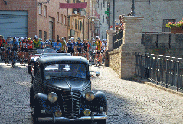 click to enlarge I_Forzati_della_Strada_flash-mob