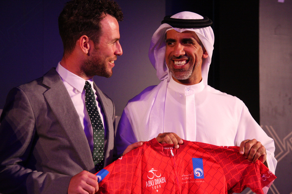 click to enlarge Abu_Dhabi_Tour2015_jersey_presentation_foto6