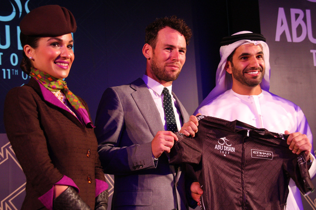 click to enlarge Abu_Dhabi_Tour2015_jersey_presentation_foto9