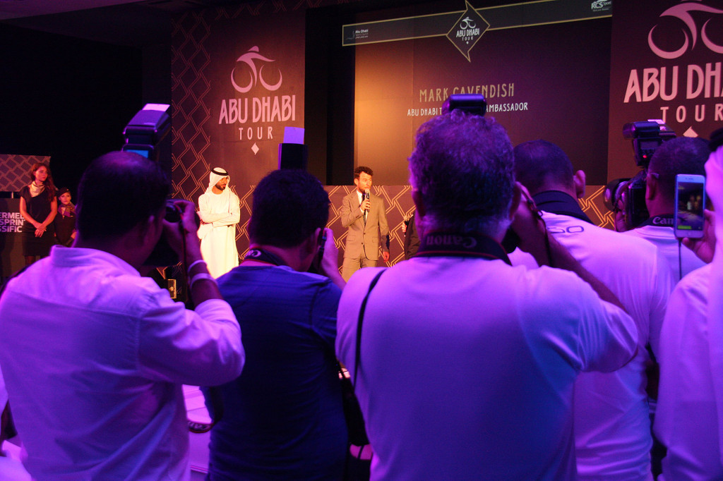 click to enlarge Abu_Dhabi_Tour2015_presentation_foto2
