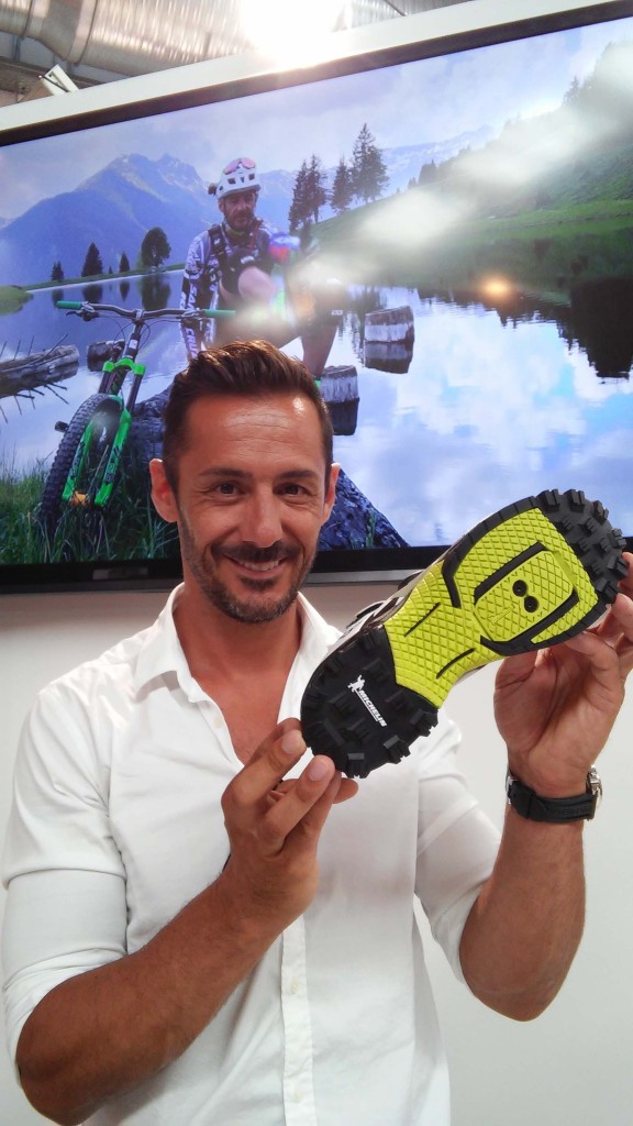 click to enlarge Cedric_Gracia_Enduro_Mid_Eurobike_2015